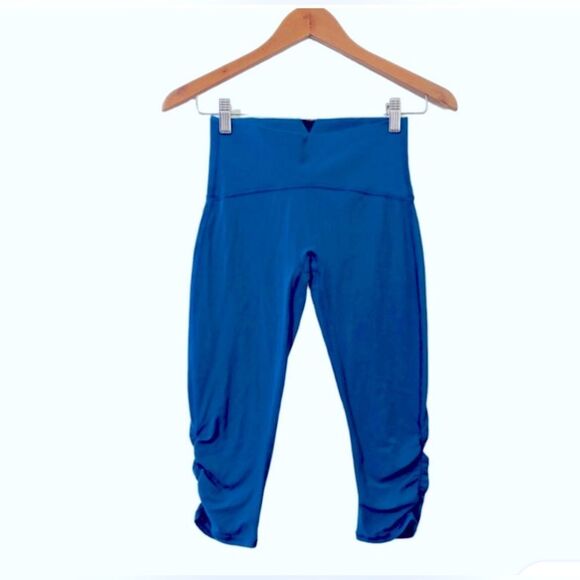 IVIVVA/LuLuLemon teal Blue High-Waisted Leggings; size 12 (will fit size small) - Picture 7 of 9